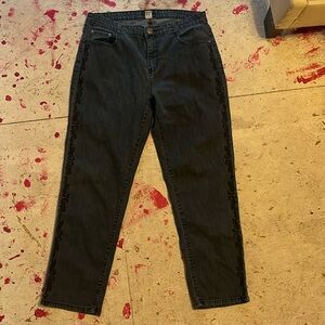 baggy large detailed jeans